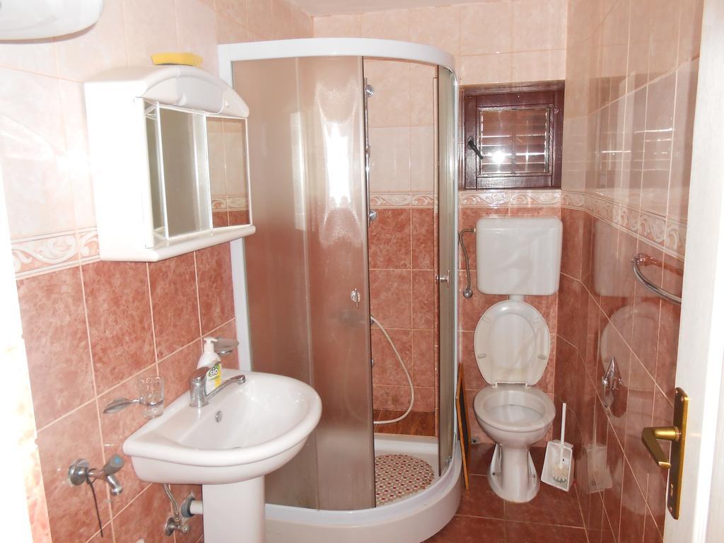 Apartments Mudric Херцег Нови Екстериор снимка